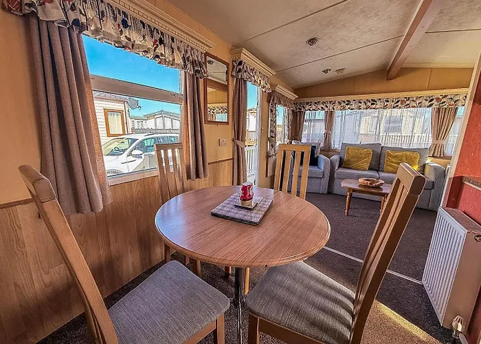 Spacious Caravan For Hire With Decking By The Beach In Suffolk Ref 40094Nd